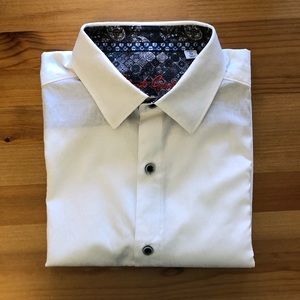 Short sleeve shirt by Robert Graham